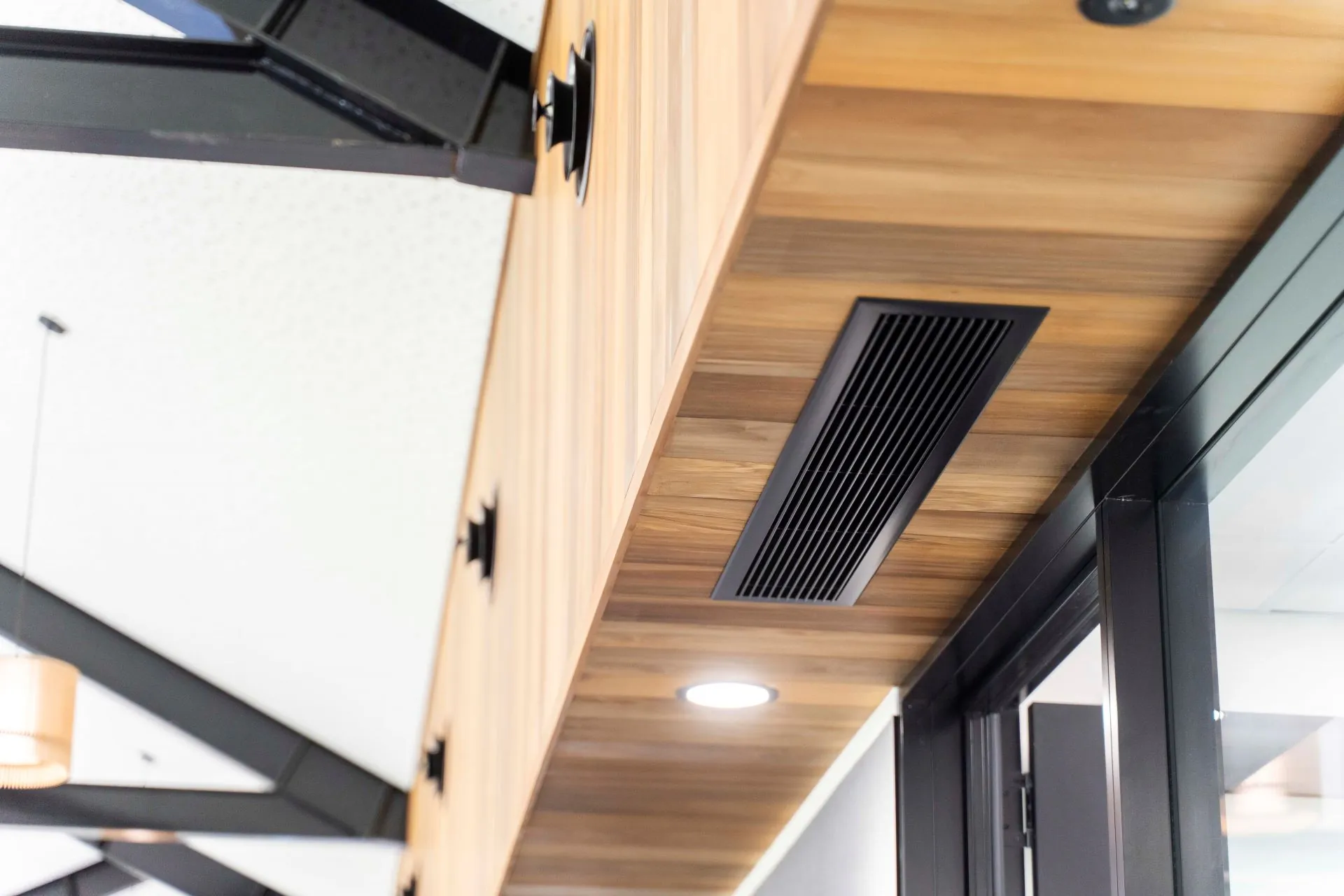 Architectural indoor ventilation grille_Service and Maintenance